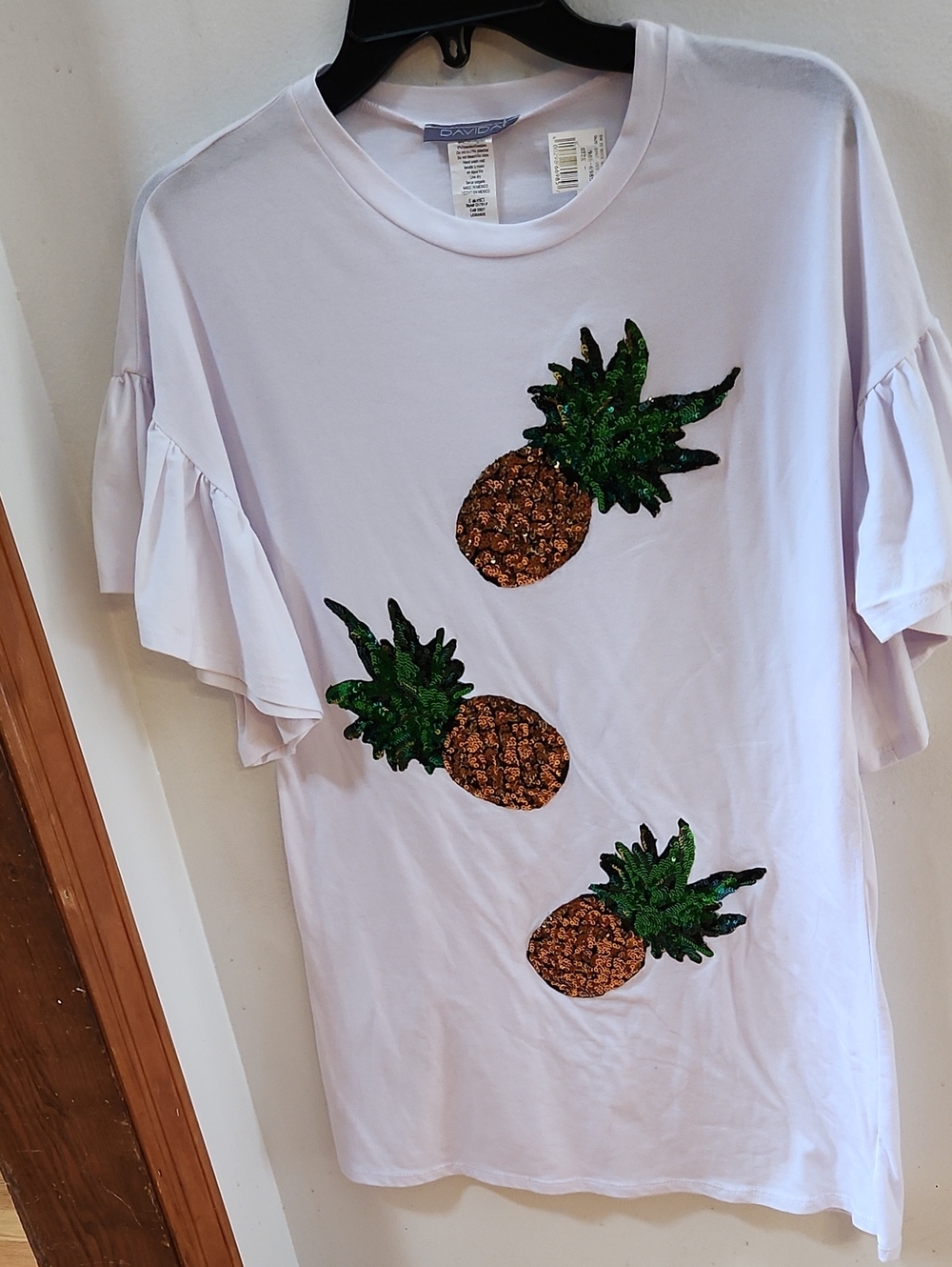 DAVIDA, NEW White Tee with Green & Gold Sequin Pineapples